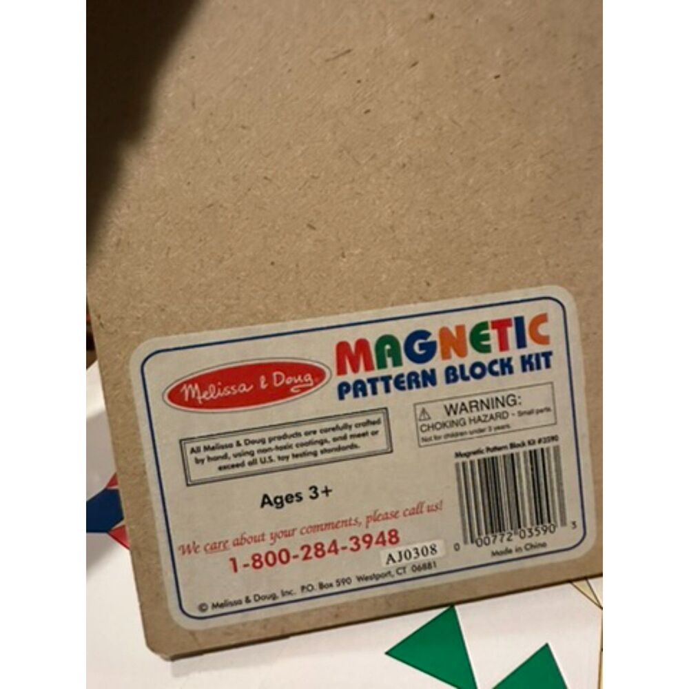 Melissa Doug Magnetic Pattern Block Kit - Picture 9 of 9
